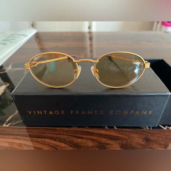 Vintage frames yellow gold frames 💛 - Picture 1 of 5